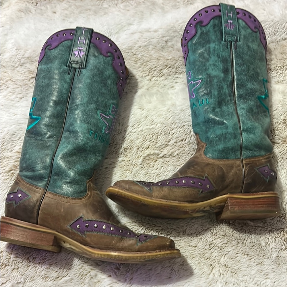 Tin Haul Green and Brown Heeled Boots Western Style Wild Rose